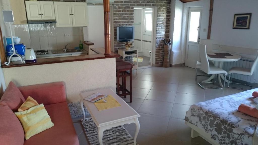 Apartments Mare 2 Хвар Экстерьер фото